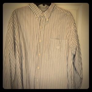 Chaps long sleeve button up shirt